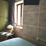 La Coticia En Pevele Bed & Breakfast