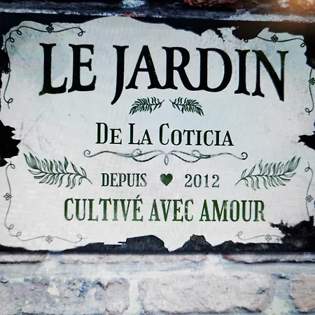 La Coticia Couette-café Coutiches